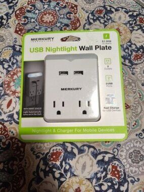Mercury Nightlight 2-AC Outlet 2-USB Port 2.1 Amp Power Charging Station